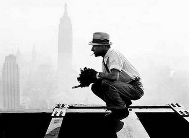 Чарльз Клайд Эббетс Обед на вершине небоскреба. Легенда.Строительство здания RCA Building центра Рокфеллера, Нью-Йорк. Чарльз Клайд Эббетс